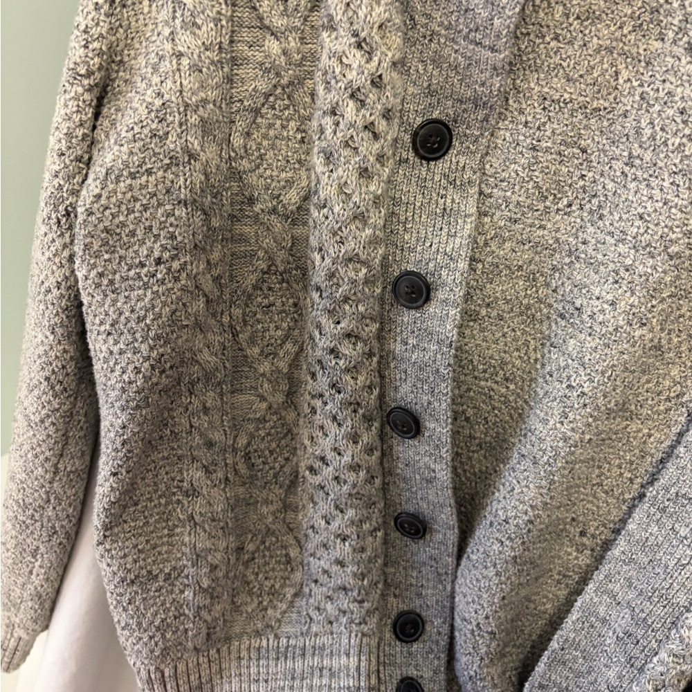 GAP Heather Gray Knit Sweater Womens size Large - Picture 2 of 8